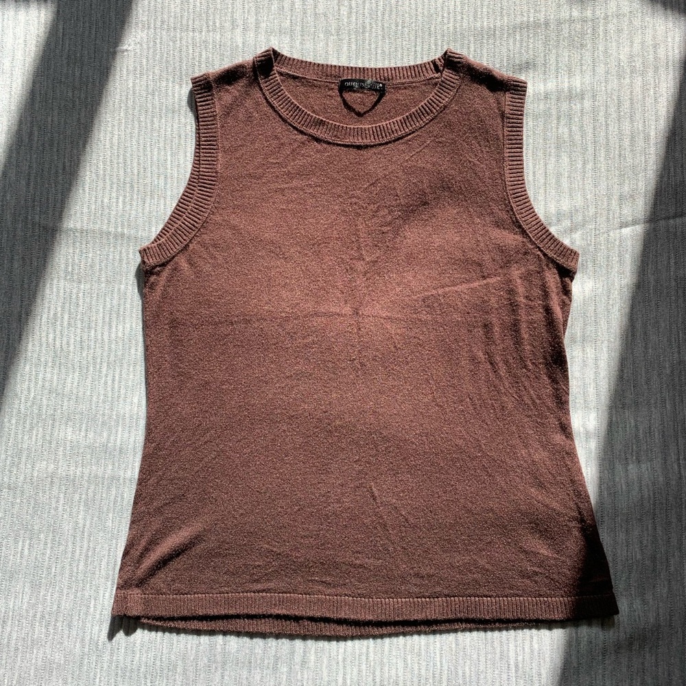 Women’s M August Silk sweater vest